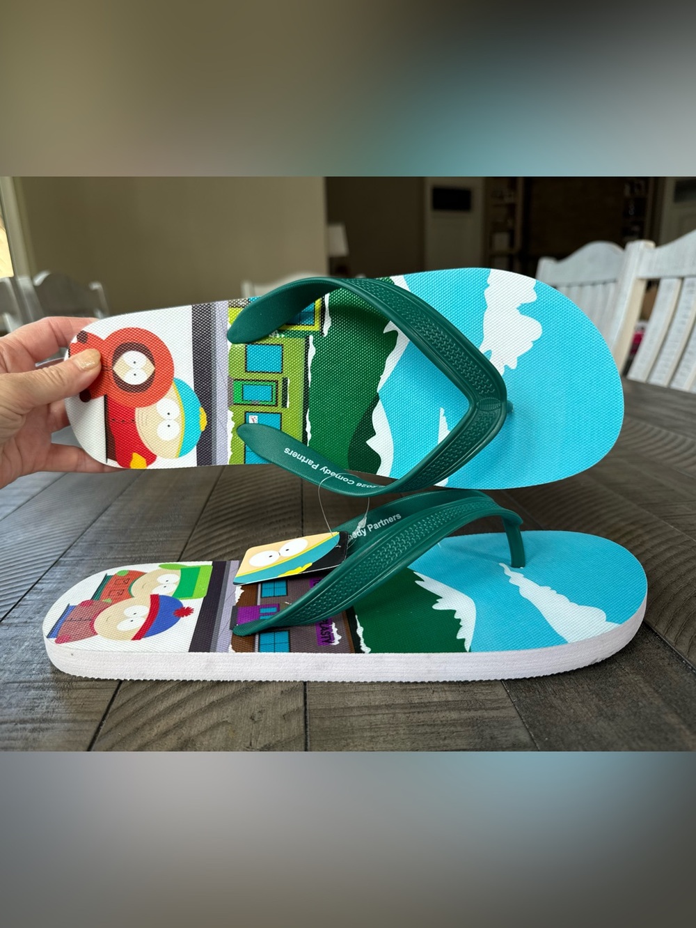 South Park Graphic Flip-Flops Sandals Men's Size 9/10 (NWT)